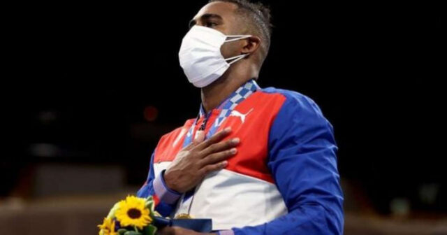 ouble Olympic Champion, Arlen Lopez Cardona.