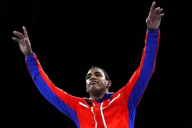 From southern Guantanamo to Paris: Arlen Lopez for his third crown