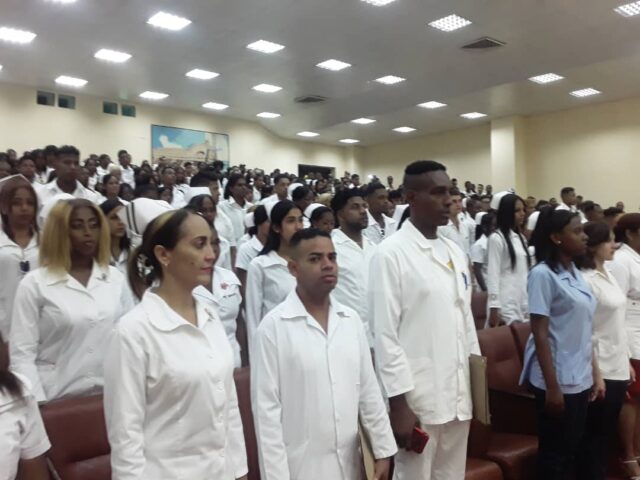 Young Guantanameros graduate from the Basic Nursing Technician Course.