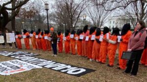 Defensores de los derechos civiles en EE. UU. piden a Biden el cierre de la cárcel en Guantánamo