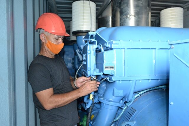 Avanza recuperación de generación eléctrica con fuel oil en Guantánamo