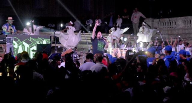 Cuba hecha luz y un mensaje de amor 