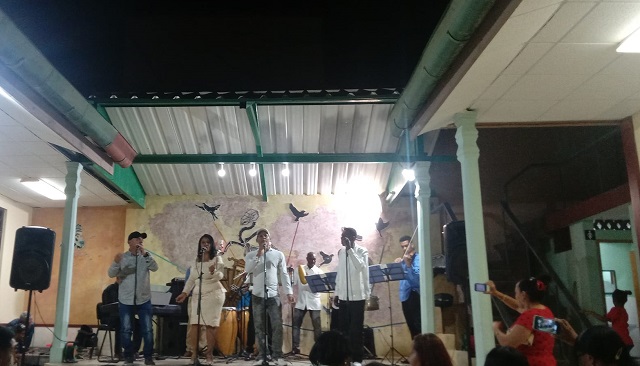 Regresó a los escenarios guantanameros agrupación Onda Cubana
