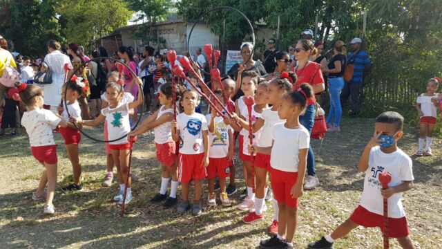 Niños de círculos infantiles se suman a la fiesta por el 4 de abril en Guantánamo