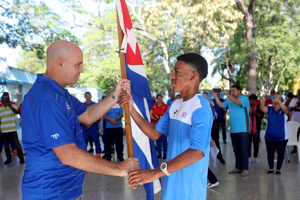 Abanderan a delegación cubana a Juegos Parapanamericanos Juveniles de Bogotá 2023