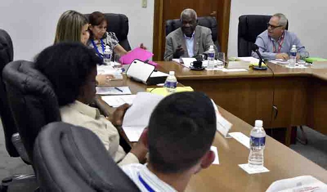 Adopta el Consejo de Estado varios acuerdos y examina temas, previo a la Segunda Sesión Extraordinaria de la Asamblea Nacional