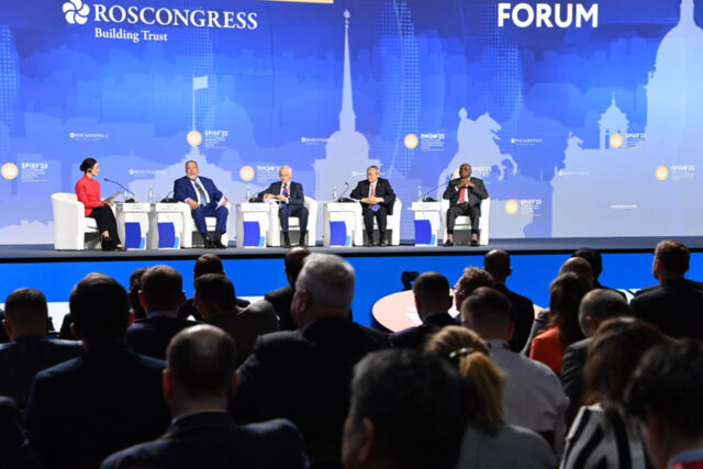 Participa Primer Ministro cubano en Foro de San Pertersburgo 