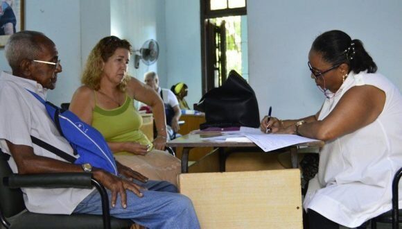 Avanza en Guantánamo legalización de domicilios, locales y habitaciones 