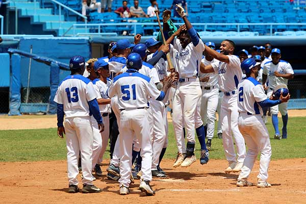 Industriales: cuarto y último cupo a semifinal beisbolera cubana
