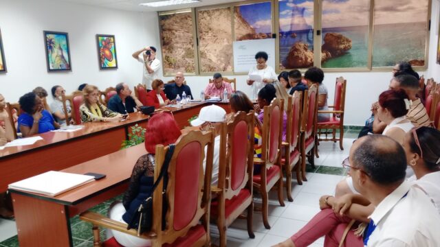 Realizan asamblea séptimo congreso comunicadores sociales de Guantánamo  