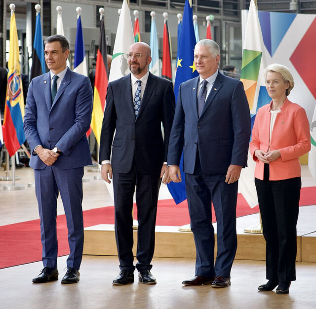 Díaz-Canel al frente de delegación de Cuba en Cumbre Celac-UE