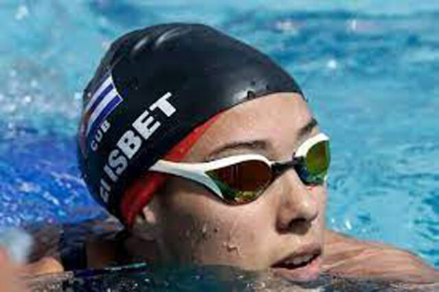 Destaca nadadora Elisbet Gámez por Cuba en torneo mundial