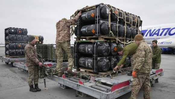 Rusia denuncia aumento de capacidades militares-industriales de Ucrania por acuerdo de granos