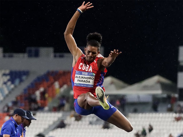 Cubano Alejandro Parada a la final del salto largo en Mundial