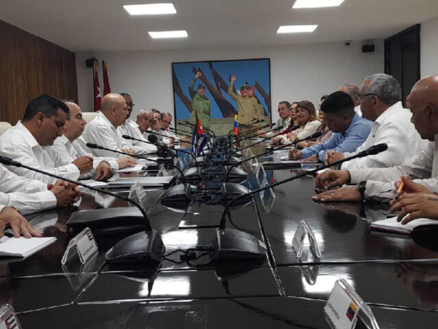 Manifiestan Cuba y Venezuela voluntad de reforzar lazos