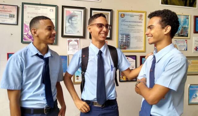 Mejora Guantánamo en concursos y olimpiadas internacionales