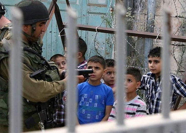 Israel mantiene en prisión a unos 170 menores palestinos