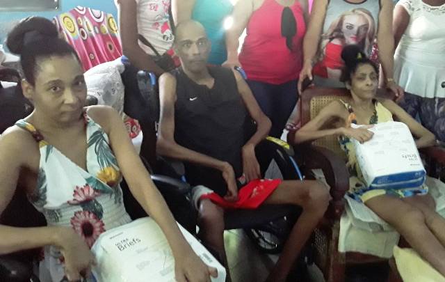 Entregan artículos de primera necesidad a familias vulnerables en Niceto Pérez 