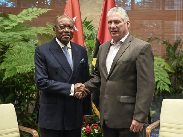 Presidente de Cuba recibe a líder partidista angolano