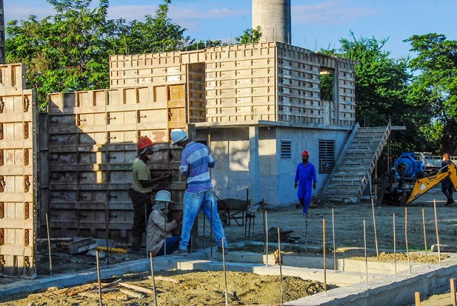 Constructores guantanameros van por más 