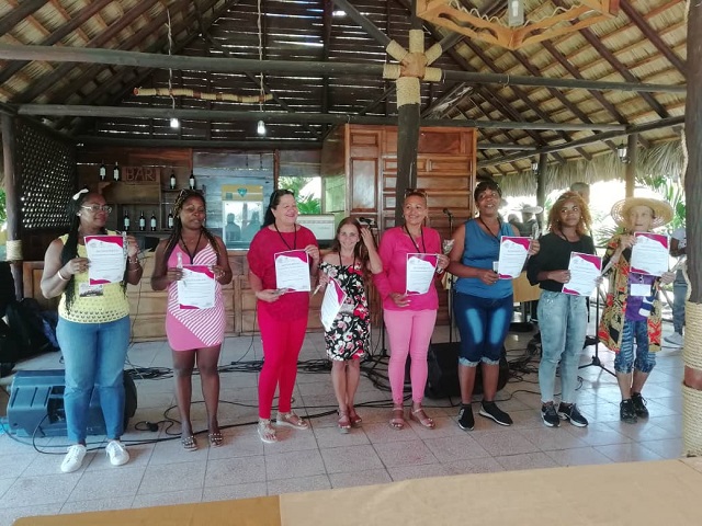 Reconocen a mujeres agroforestales durante Festival Chocolate con café en Guantánamo