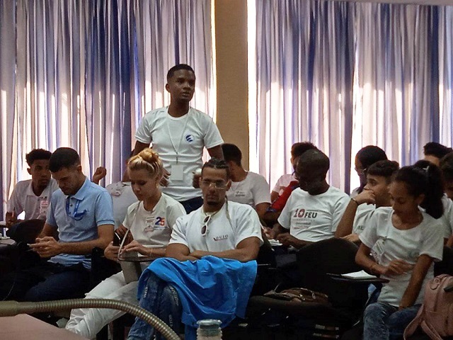 Fructíferos intercambios en Asamblea Provincial de la UJC en Guantánamo