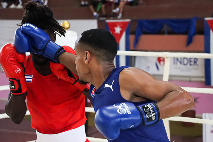 Buen triunfo del guantanamero Rolando Martínez en Playa Girón de Boxeo
