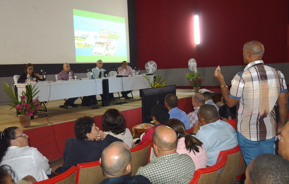 Presidente cubano en el municipio guantanamero de Manuel Tames