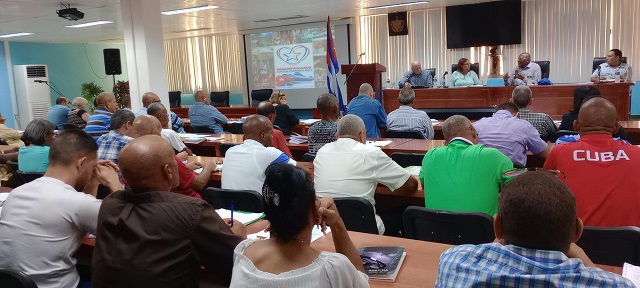 Evalúa Valdés Mesa en Guantánamo marcha de programa de soberanía alimentaria