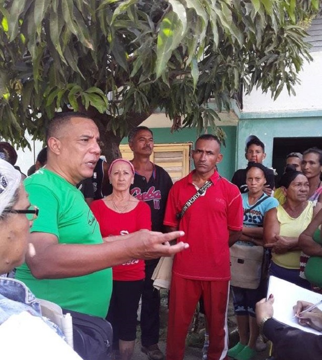 Recorre primer secretario del PCC en Guantánamo comunidad de Ullao en Niceto Pérez