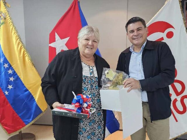Inauguran plaza en Venezuela con el nombre de Ernesto Che Guevara