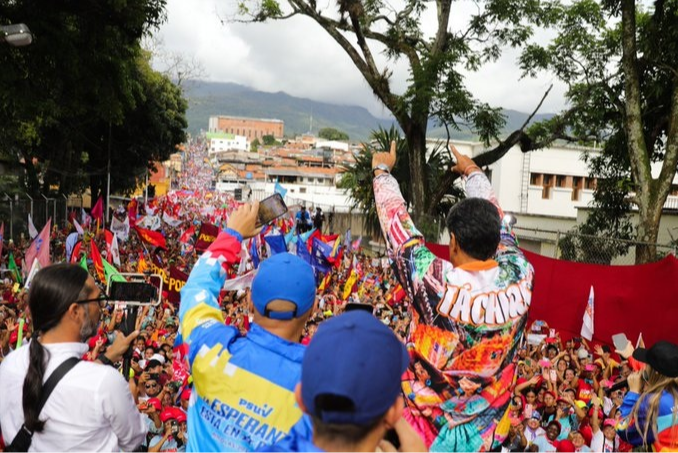 Fuerzas revolucionarias y chavistas tomarán calles de Venezuela