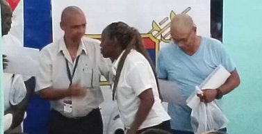 Juegos Escolares testigo del homenaje a árbitros de esgrima