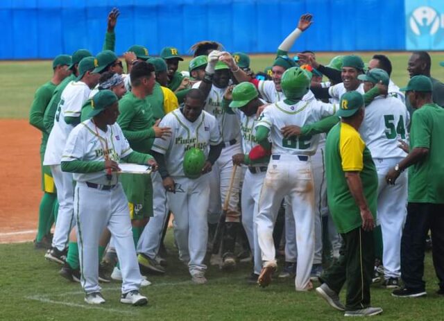 Pinar del Río mantiene invicto en semifinal beisbolera cubana