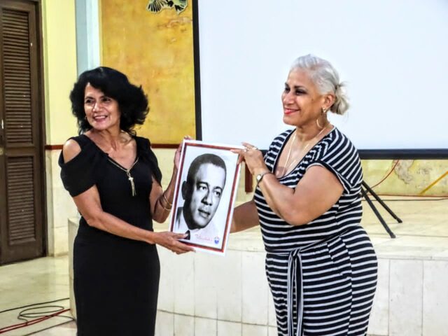 Confieren en Guantánamo premios del Concurso Provincial de Periodismo Marcos Antonio Charón 2024