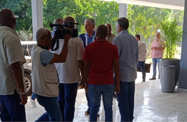 Recorre Díaz-Canel varios sitios de Sancti Spíritus