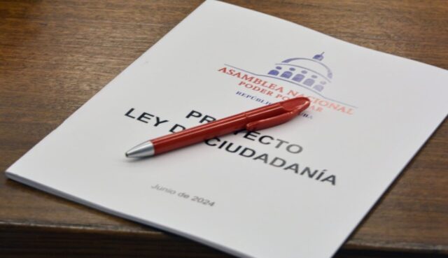 Encabeza Esteban Lazo debate de diputados cubanos sobre proyectos de leyes de Ciudadanía y Extranjería