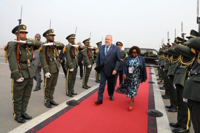 Primer ministro de Cuba desarrolla programa de trabajo en Angola