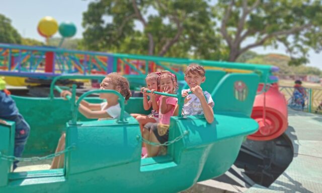 Verano en Guantánamo con puertas abiertas en el Parque Elpidio Valdés 